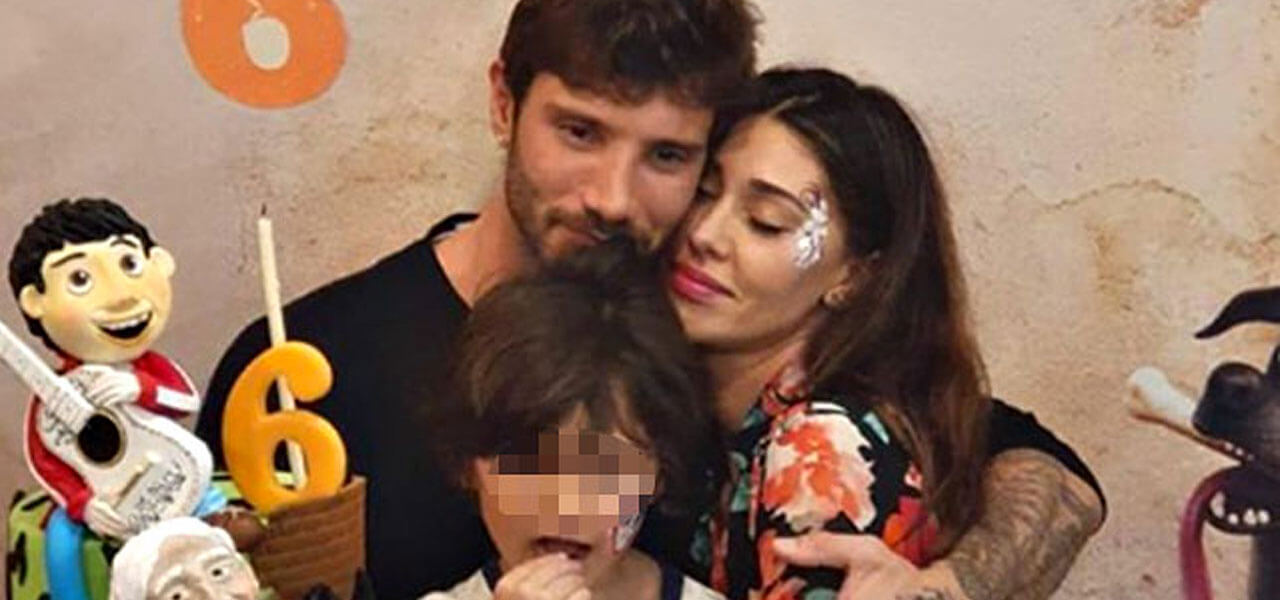 Stefano De Martino e Belen Rodriguez con Santiago