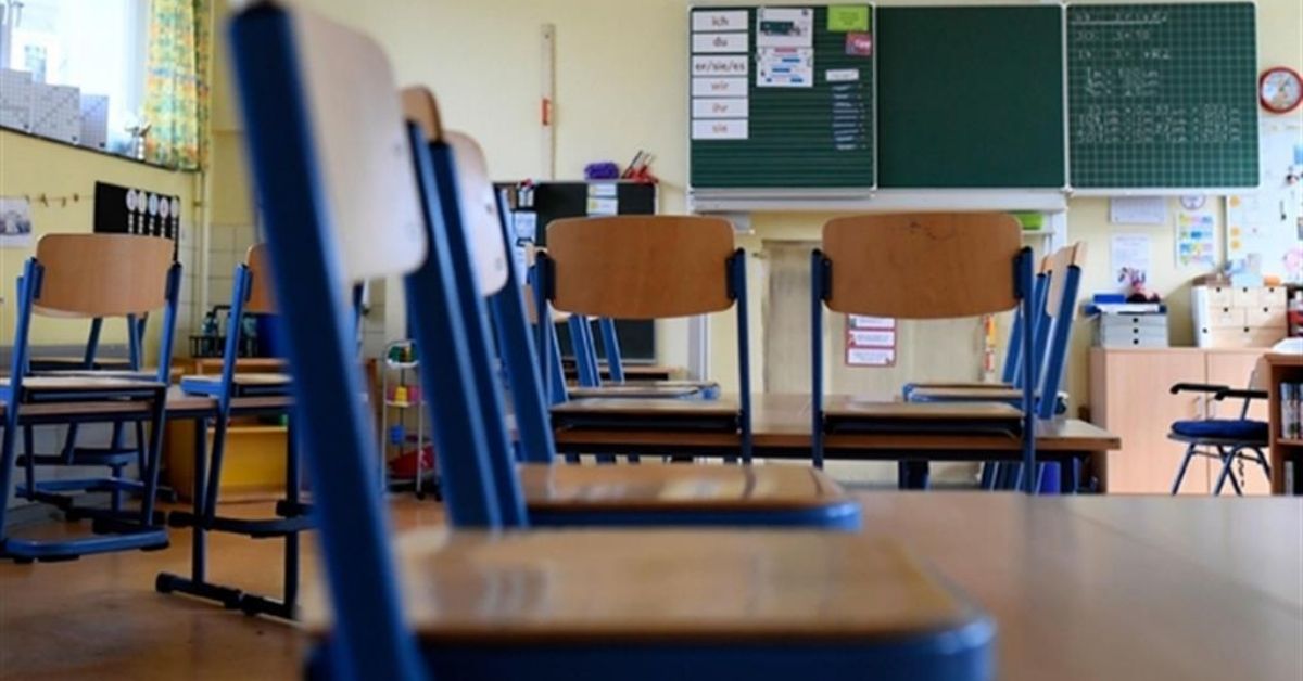Scuole, si va verso un orario più corto e in classe a rotazione
