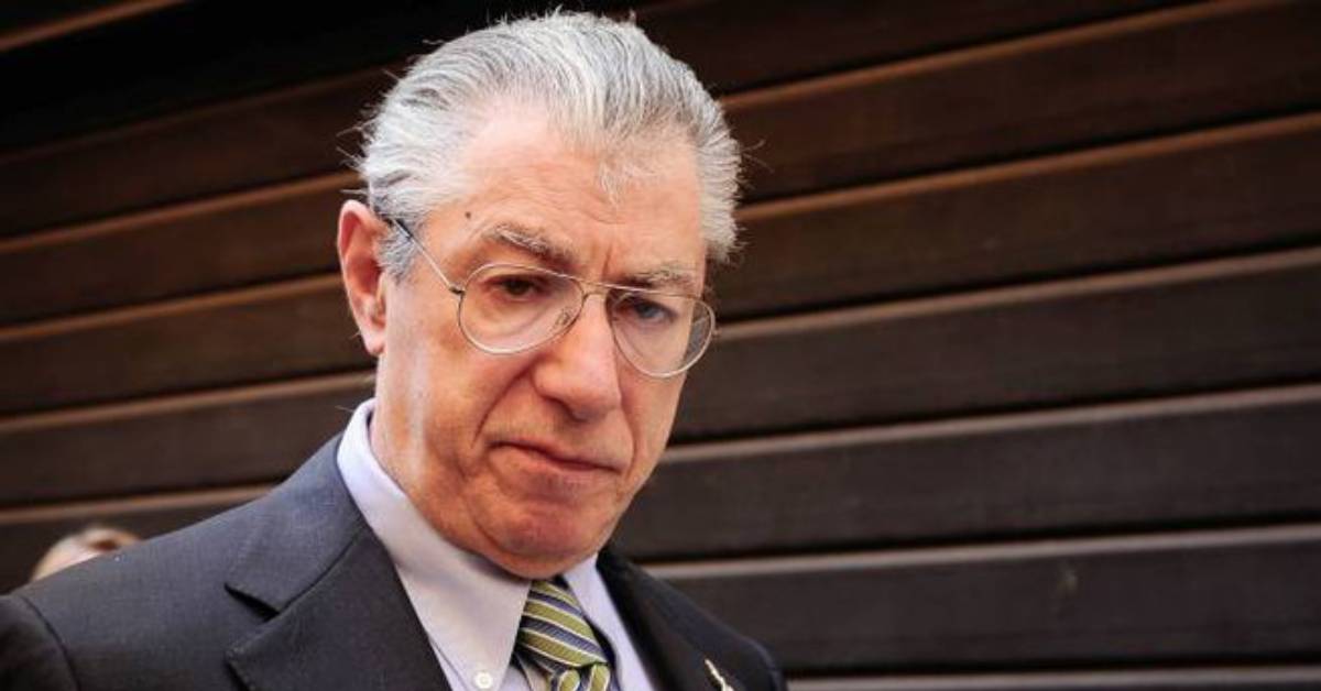 Umberto Bossi ricoverato in ospedale, le sue condizioni non sarebbero gravi