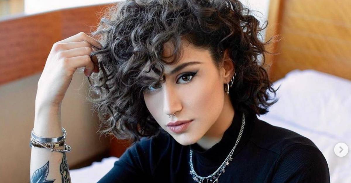 Amici di Maria De Filippi, Giulia Molino cambia look ed è uno schianto