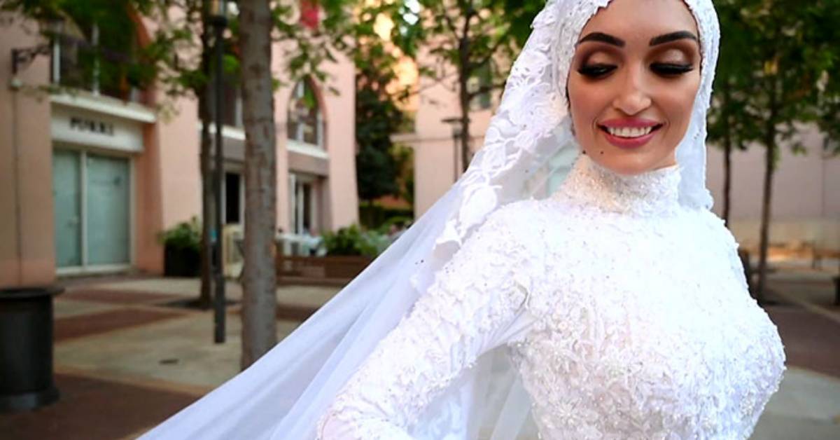 Beirut: le immagini che testimoniano l’attimo prima dell’esplosione tra cui il sorriso della sposa