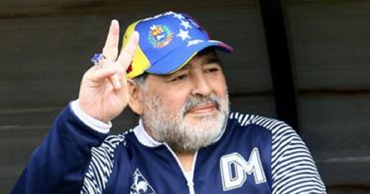 Diego Armando Maradona: sua sorella ha il coronavirus e l’allenatore rischia a rientrare nel gruppo