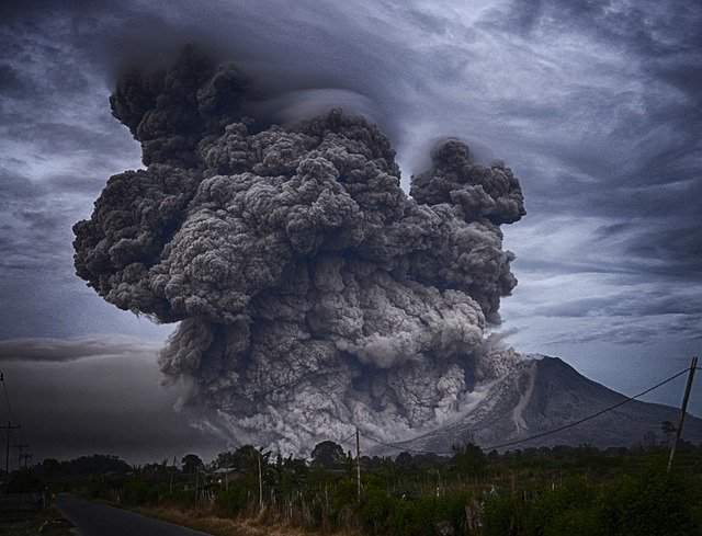 L'eruzione del vulcano