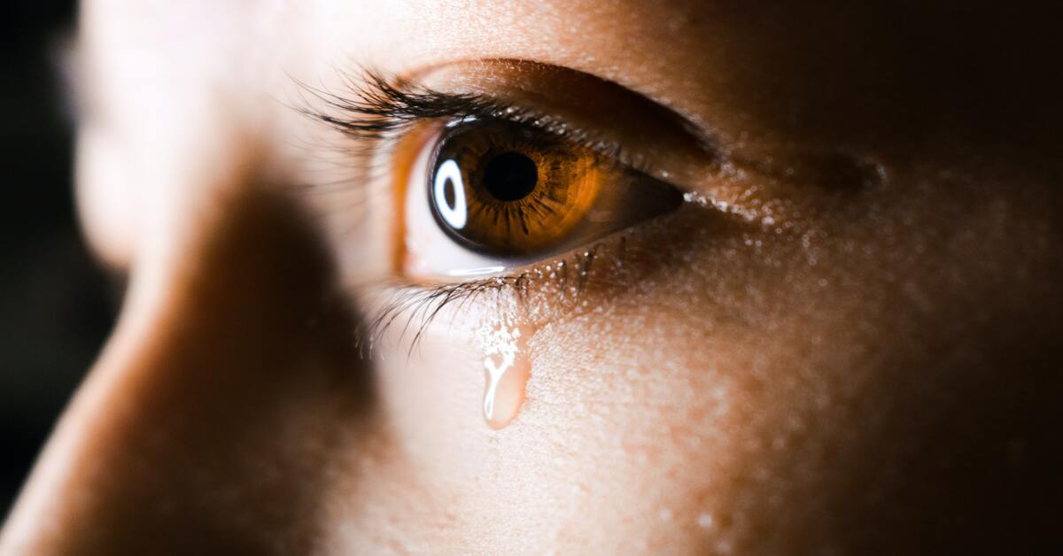 Piangi, senza timore: le tue lacrime ti aiuteranno a rinascere