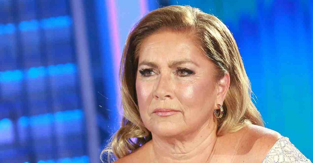 Romina Power cambio look