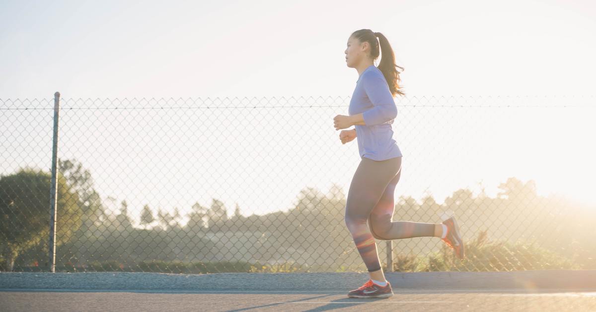 Perché fare sport al mattino può aiutarti in modi che non sospettavi