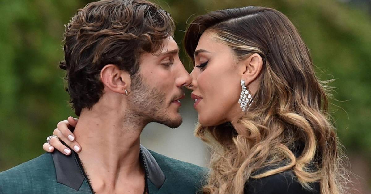Stefano De Martino e Belen Rodriguez di nuovo insieme? Lui posta una canzone che svela le sue intenzioni