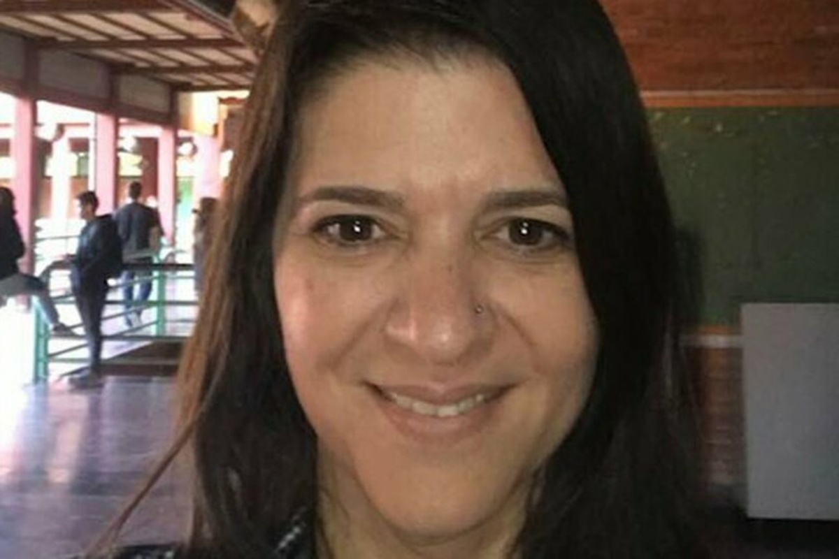 Coronavirus: Paola De Simone, insegnante di 47 anni, muore durante una lezione online