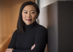 Priscilla Chan maglia nera