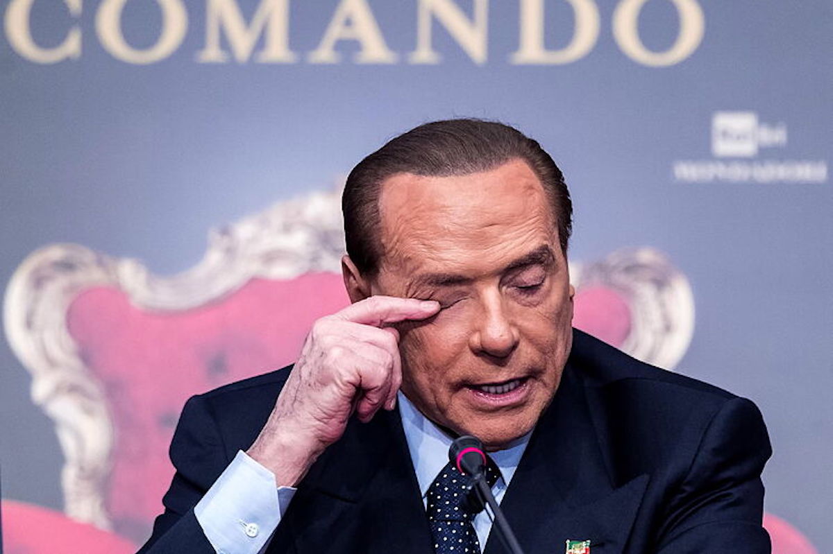 Silvio Berlusconi ricoverato in ospedale: inizio di polmonite bilaterale