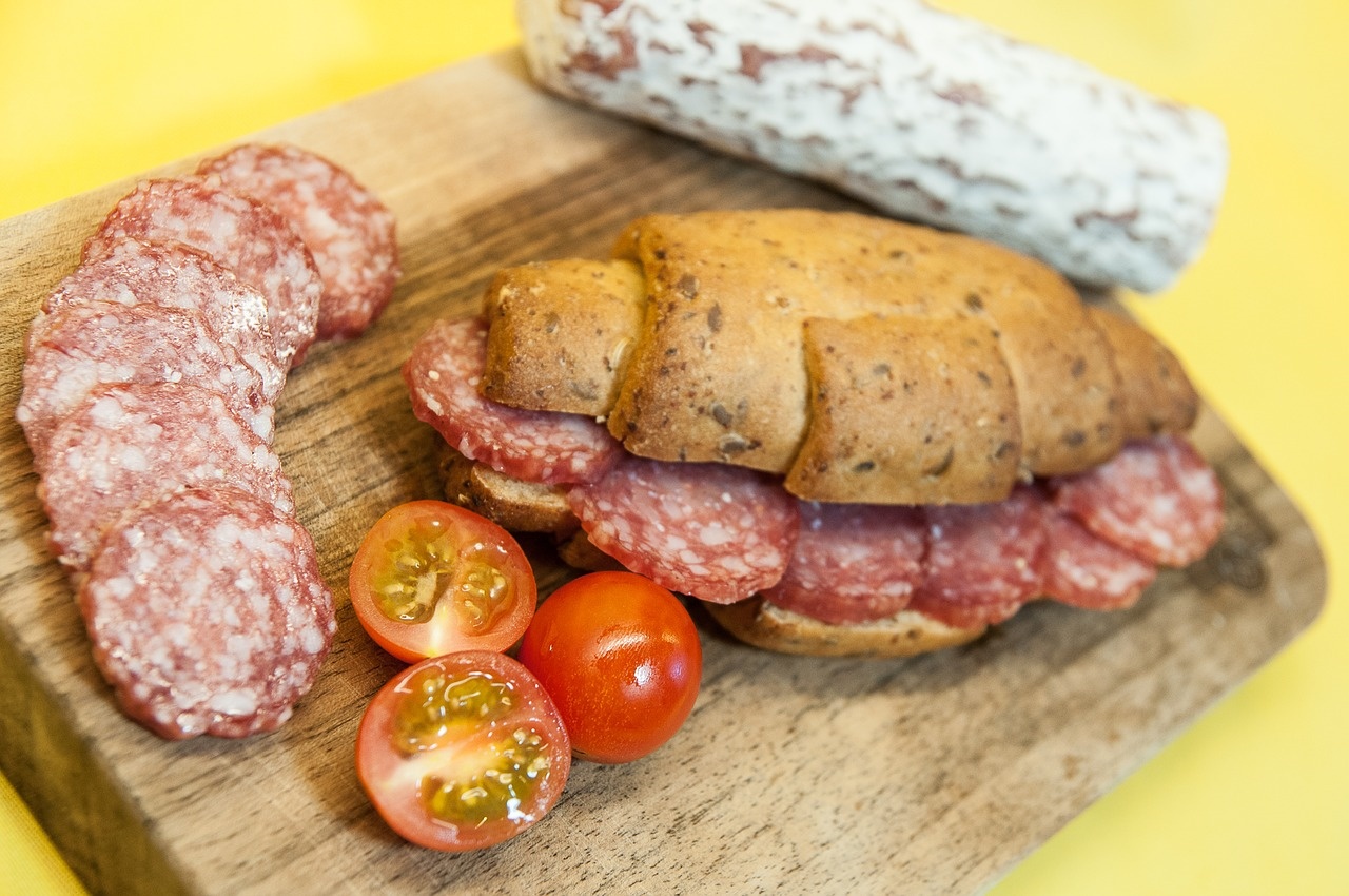 Ministero della Salute lancia allarme su un salame 