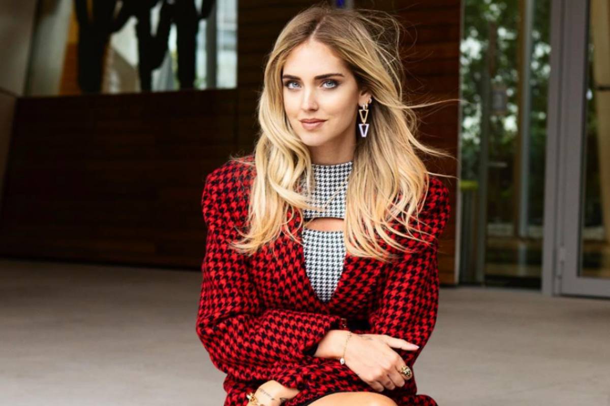 Il Codacons denuncia Chiara Ferragni per blasfemia: “Una grave mancanza di rispetto per il mondo religioso”