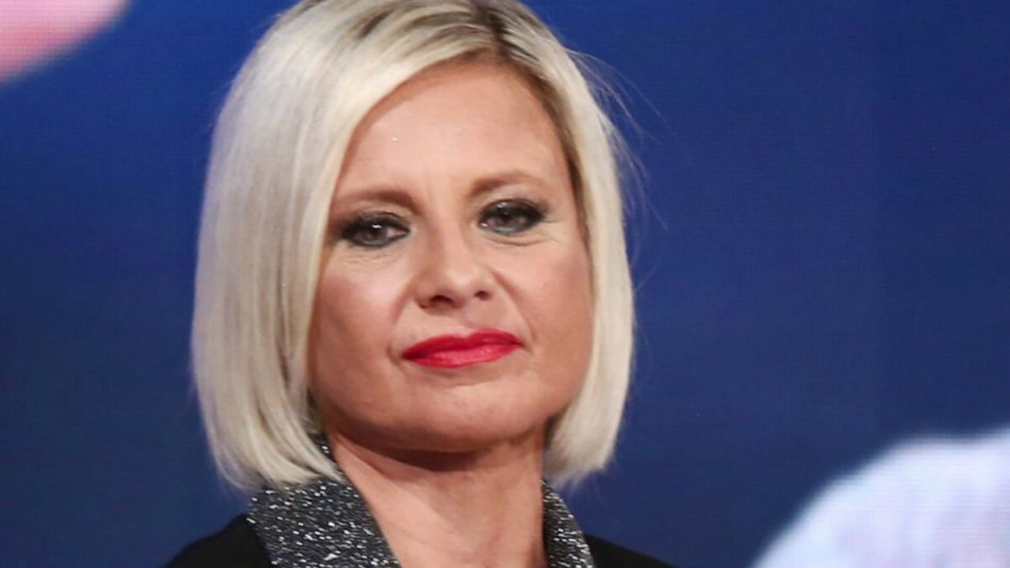 Antonella Elia su Adriana Volpe: “Non la saluto più”