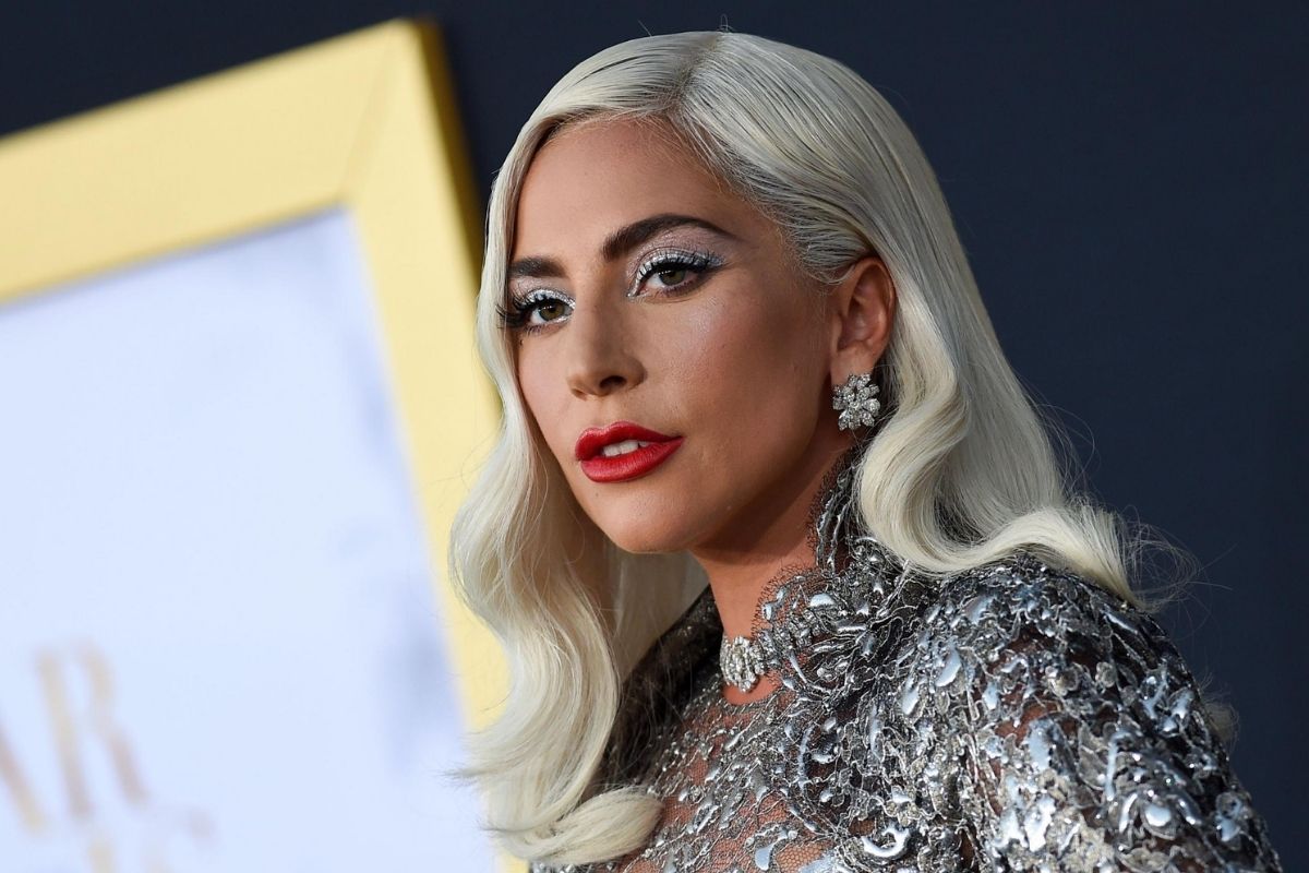 Lady Gaga: “Ho sofferto di depressione, non volevo essere me stessa”