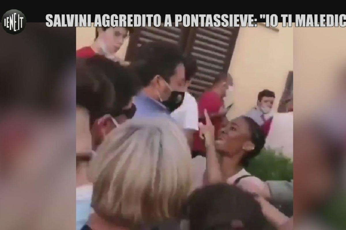 Matteo Salvini viene aggredito