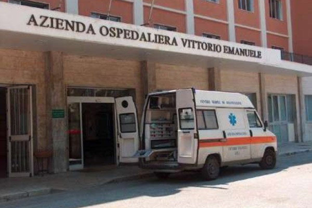 Gela, morto bimbo di 4 mesi: soffocato dal latte