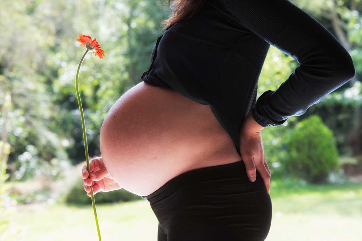 Napoli, mamma con tumore partorisce la sua bimba