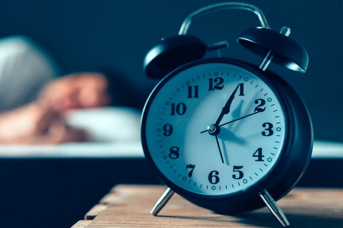 Nella notte ti svegli o ti addormenti tardi? Ecco cosa rivelano le tue abitudini