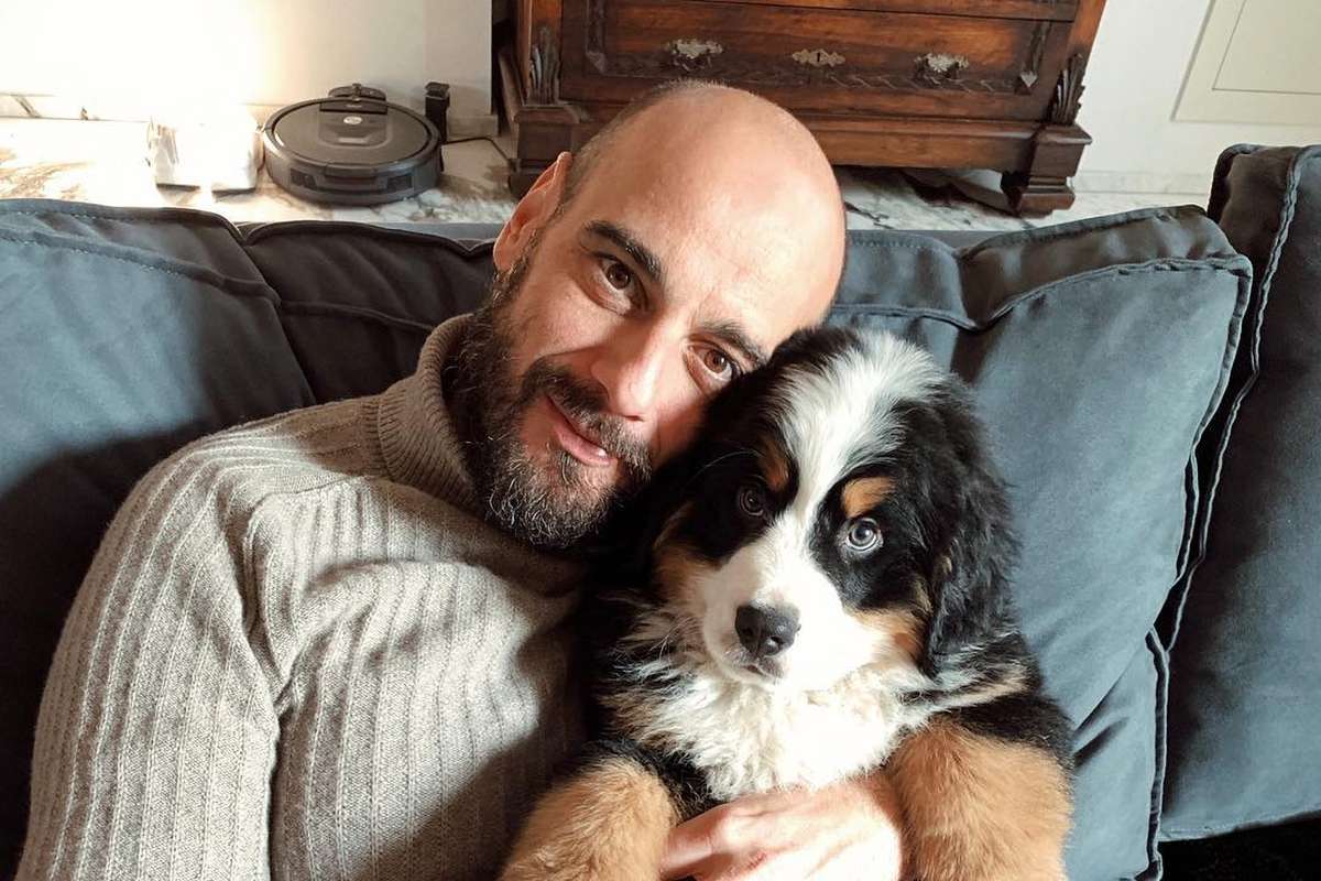 Chi è Riccardo Serpellini? Conosciamo meglio il marito di Paola Turani