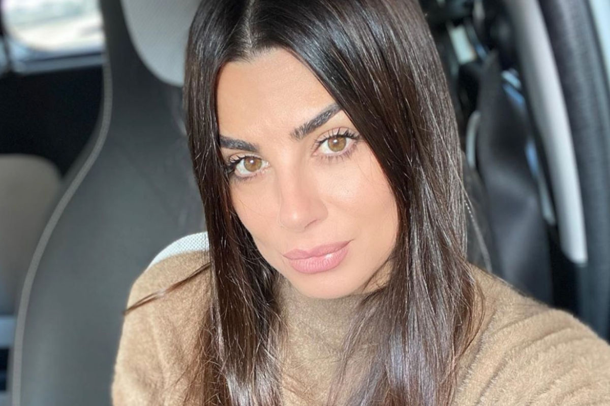 Serena Enardu accusa il rapper Sfera Ebbasta: “Ha minacciato mio figlio”