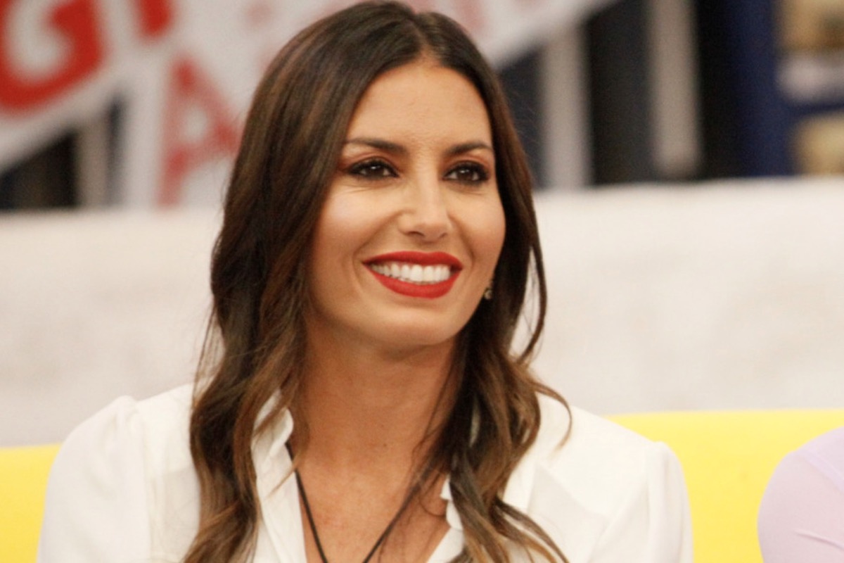 Elisabetta Gregoraci in abito bianco