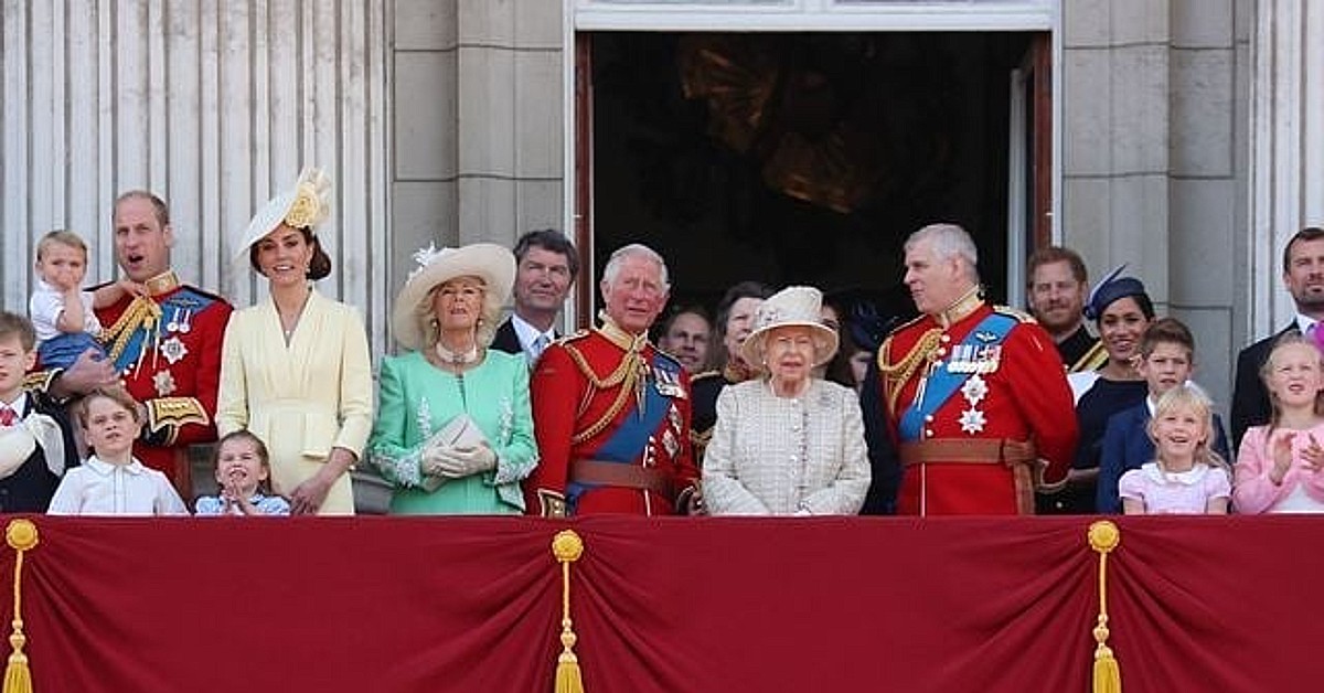 Meghan Markle e il Principe Harry potevano scegliere di accordarsi con la Famiglia Reale