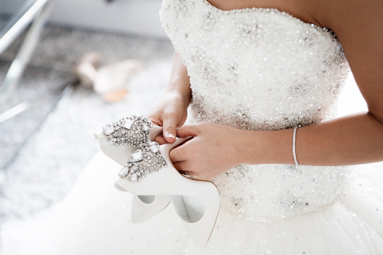 Abiti da sposa 2021: tutte le tendenze del prossimo anno, chic e romantiche