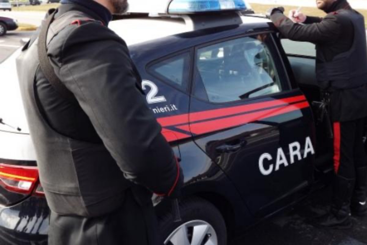 Bimbo di 3 anni si allontana da casa: trovato dai carabinieri