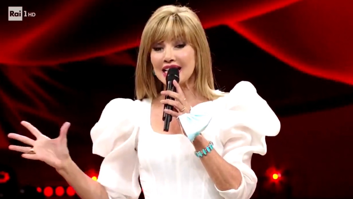 Milly Carlucci, colpo a Ballando: “L’ho corteggiato per anni”