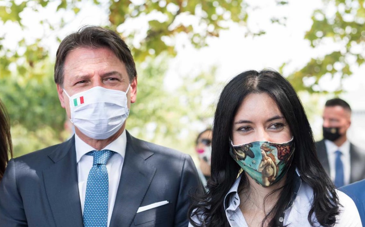 Giuseppe conte discute il Dossier Scuola