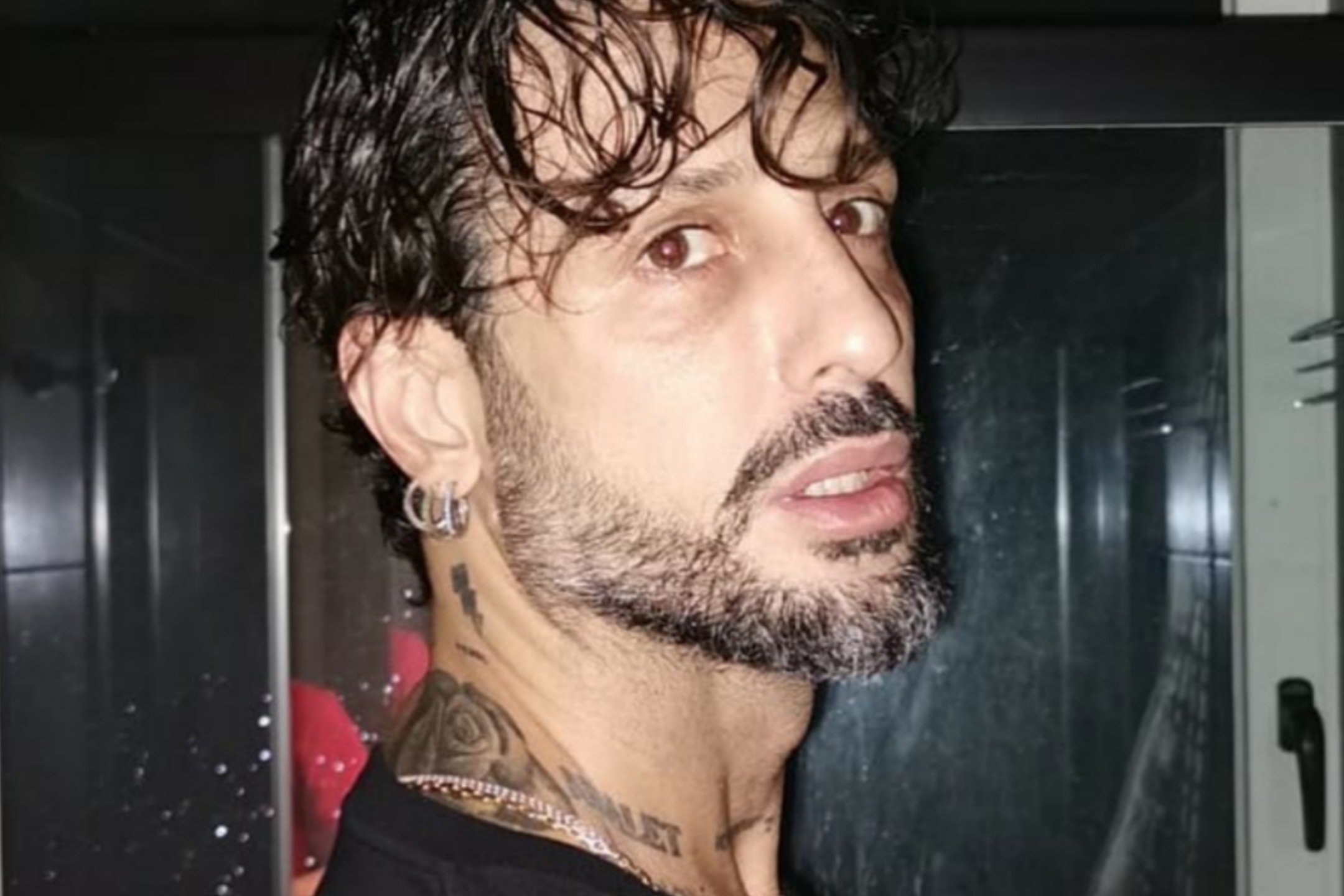 Fabrizio Corona deve scontare nuovamente nove mesi di carcere