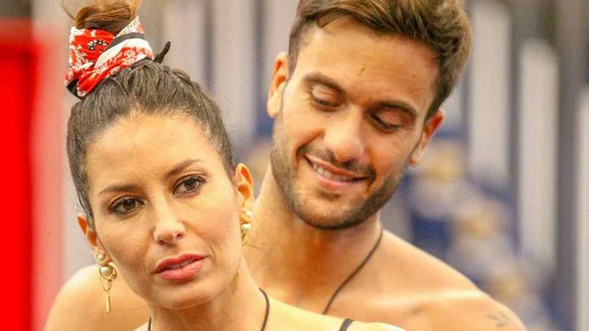 GF Vip Adriana David: "Elisabetta è fidanzata"