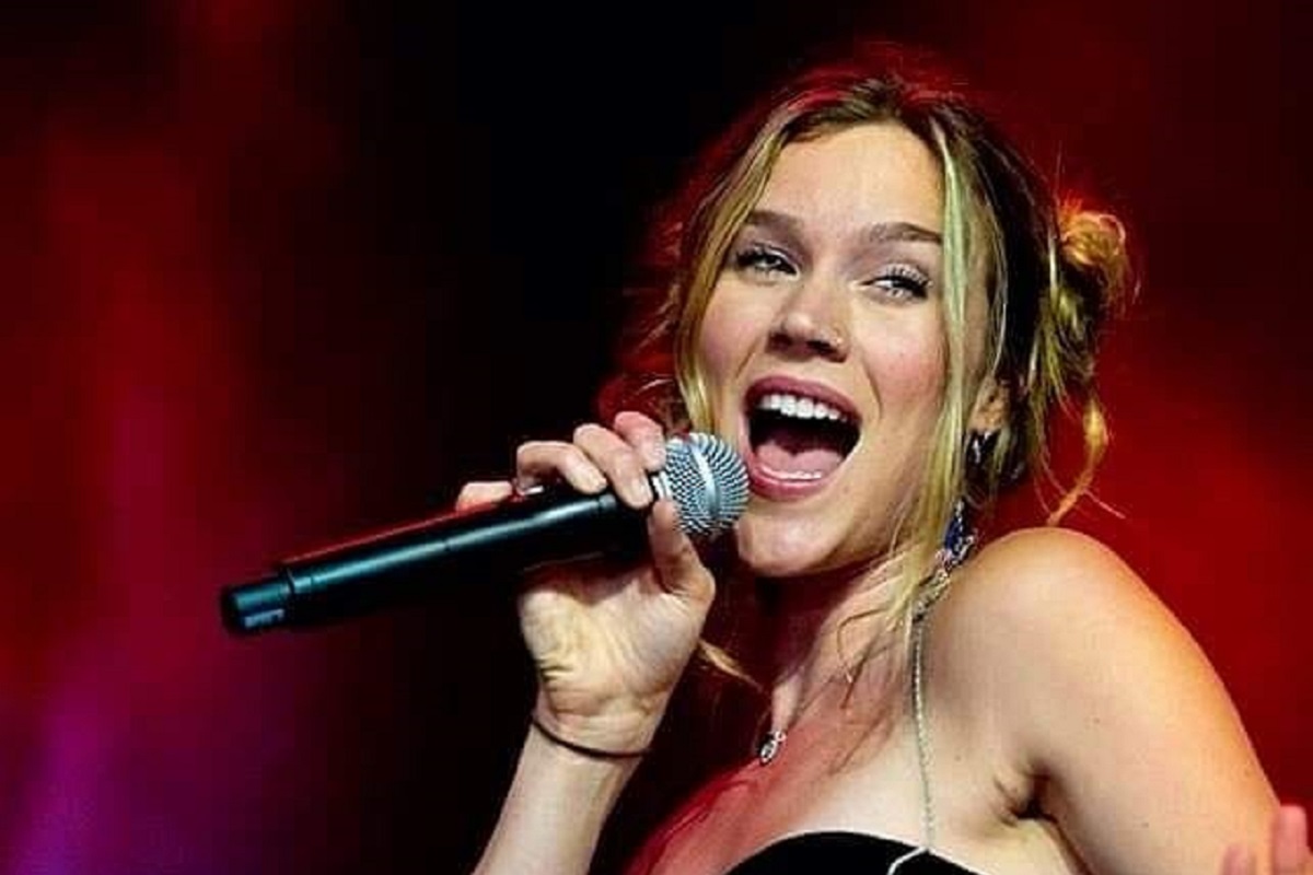 Joss Stone presto mamma: l’annuncio ai fan