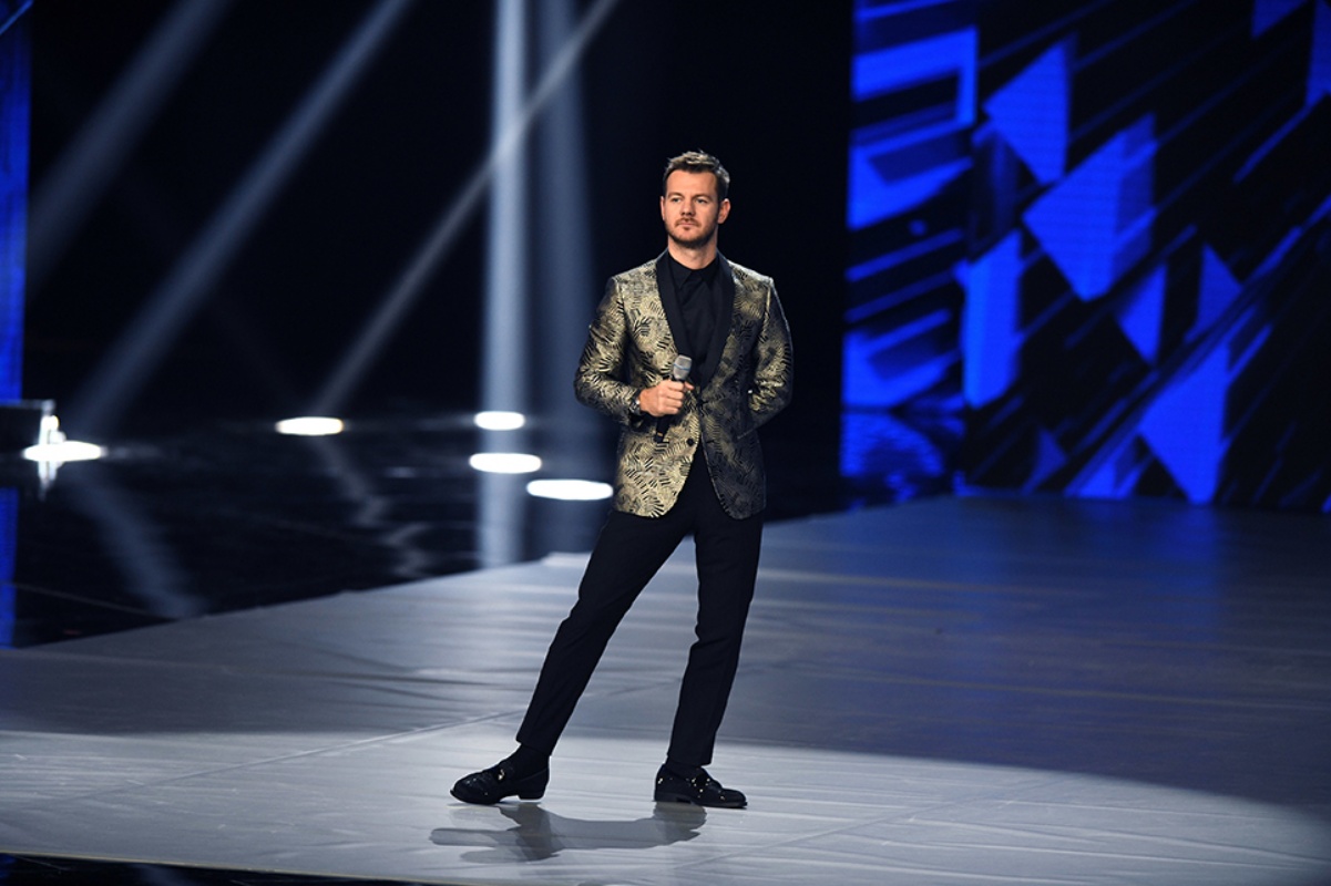 Alessandro Cattelan positivo al Covid