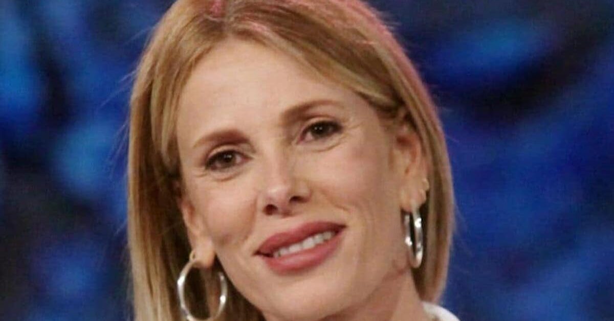 Alessia Marcuzzi, mini abito ma non nel prezzo! - Bigodino