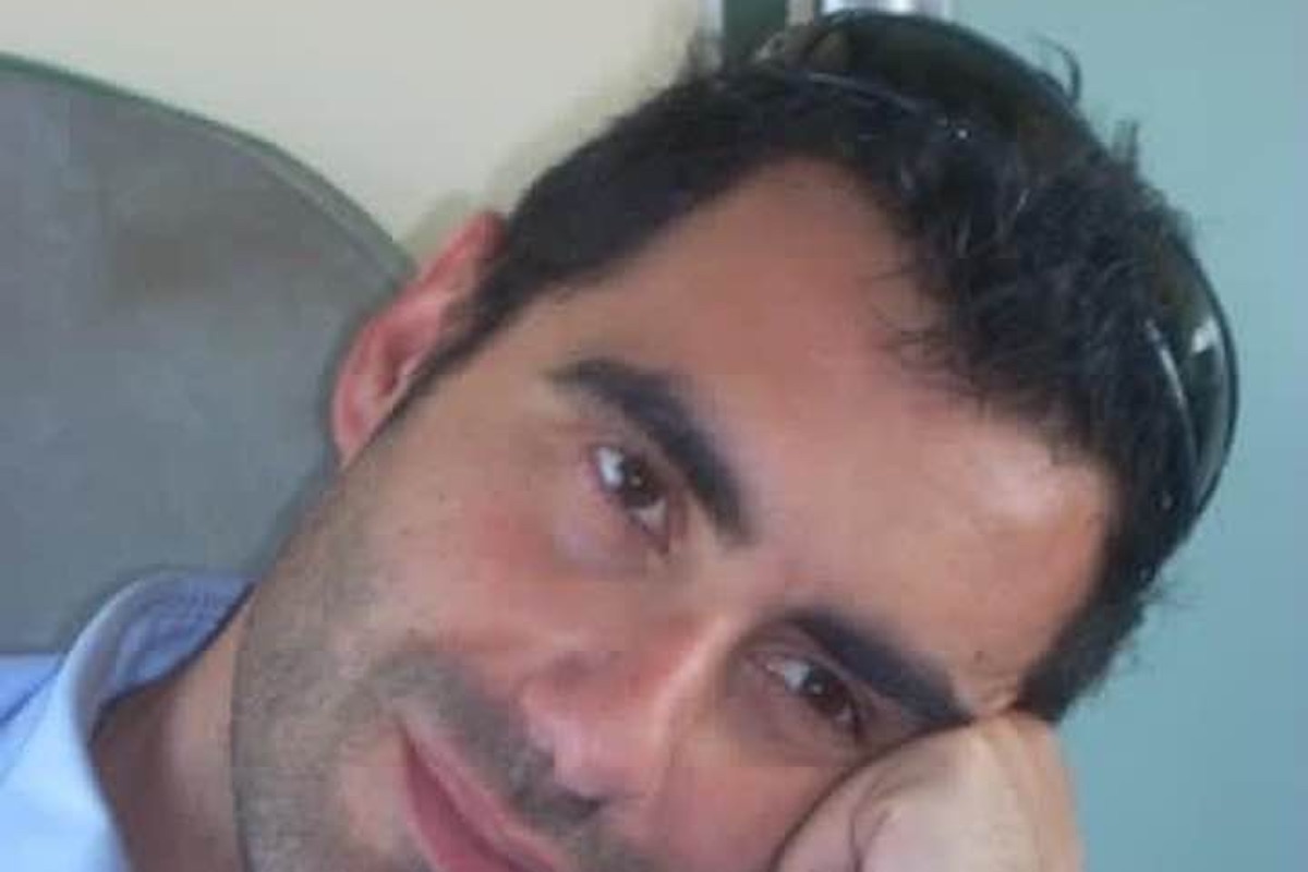 Cristian Curreli, muore in classe per un infarto maestro di 46 anni: dramma a Sanluri