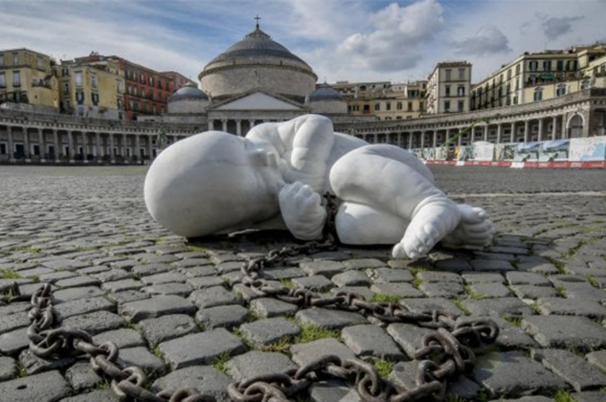 Jago e la scultura del neonato