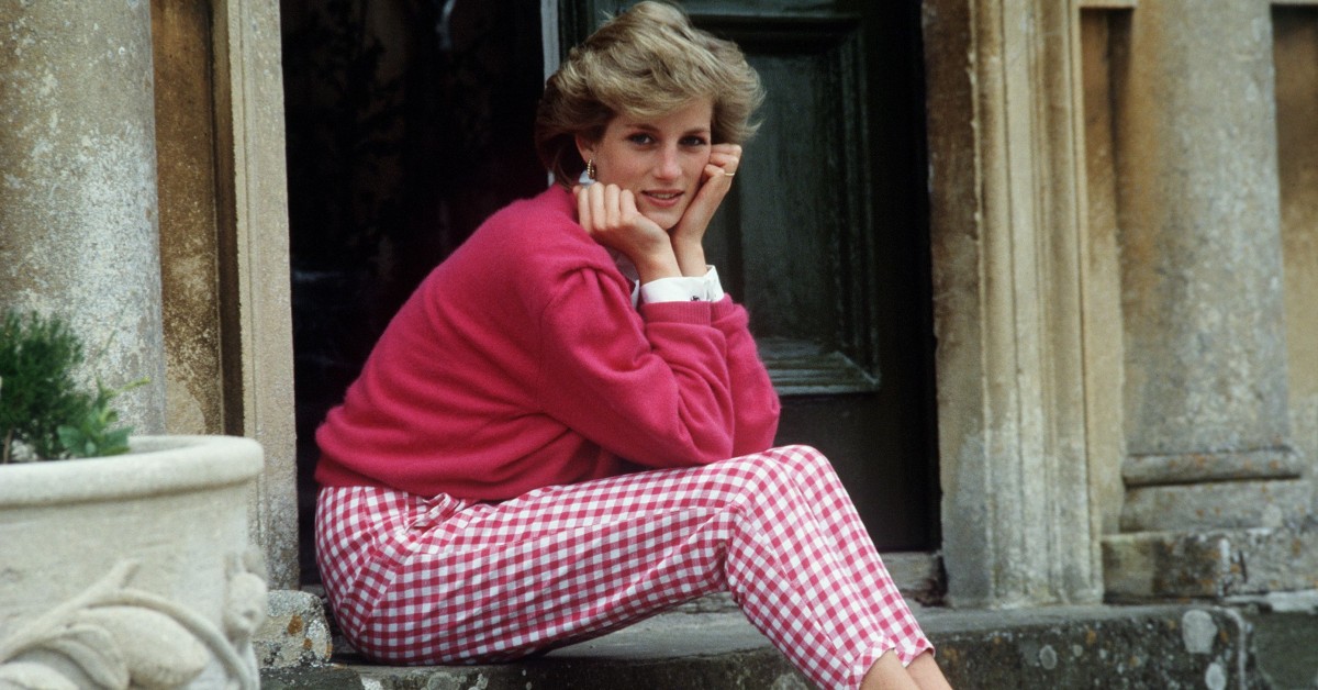 Lady Diana, The Crown conterrà un avvertimento per il pubblico: ecco di cosa si tratta