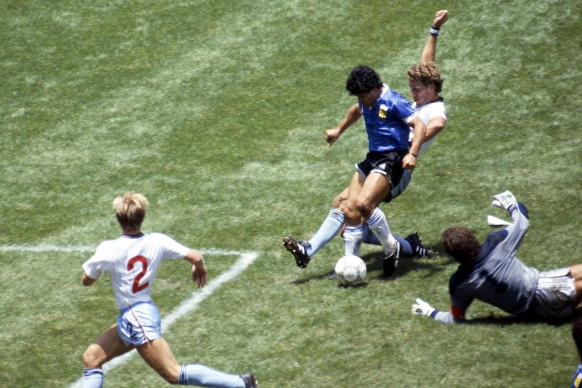 Goal di Maradona contro l'Inghilterra