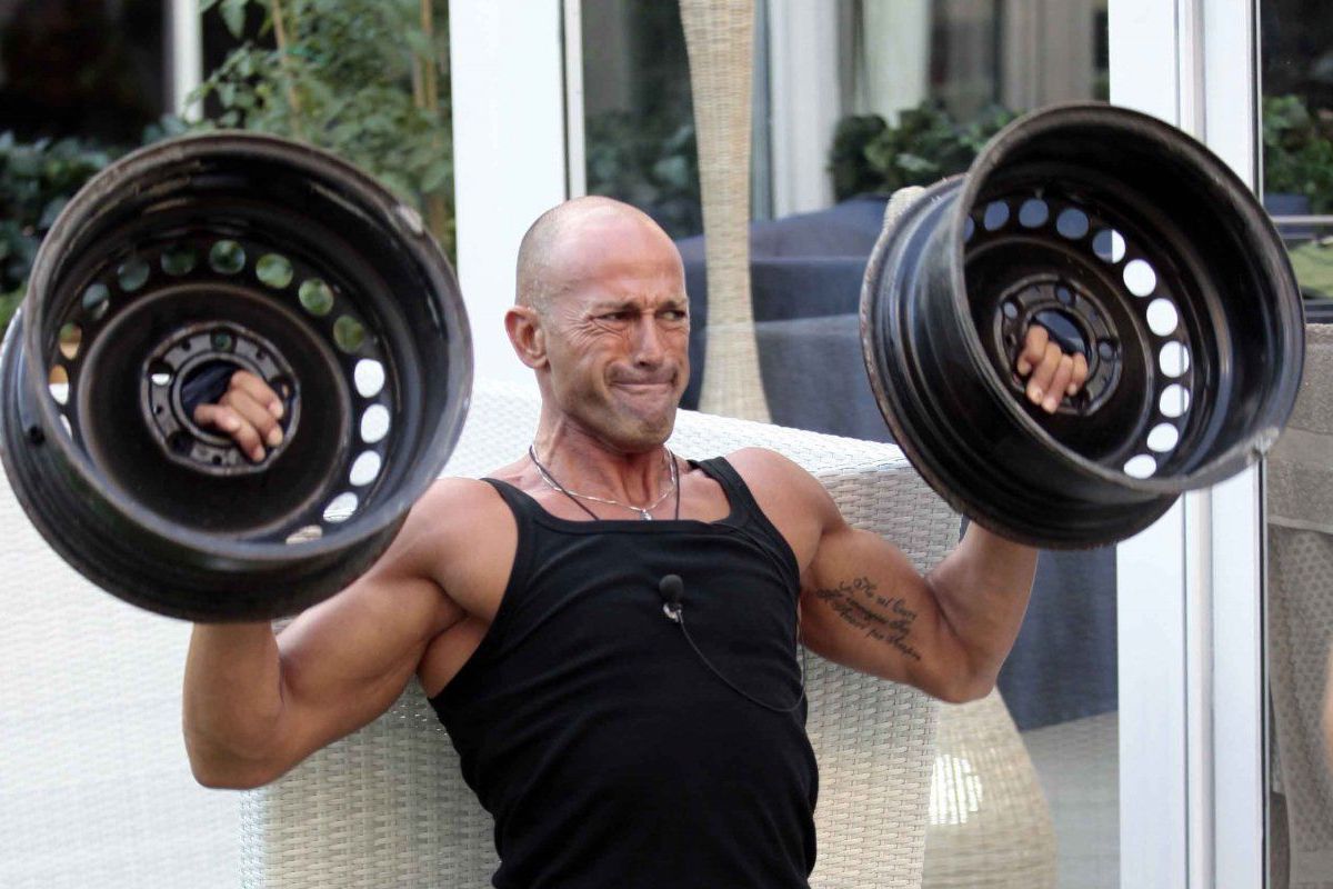 Stefano Bettarini in palestra