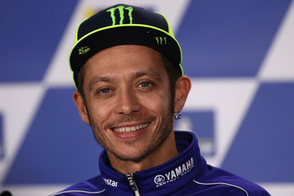 Valentino Rossi è finalmente negativo al Coronavirus: potrà scendere di nuovo in pista