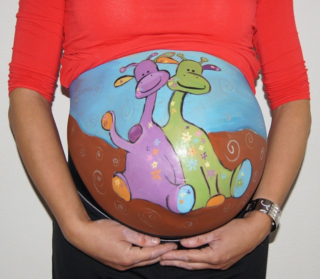 belly painting esempi
