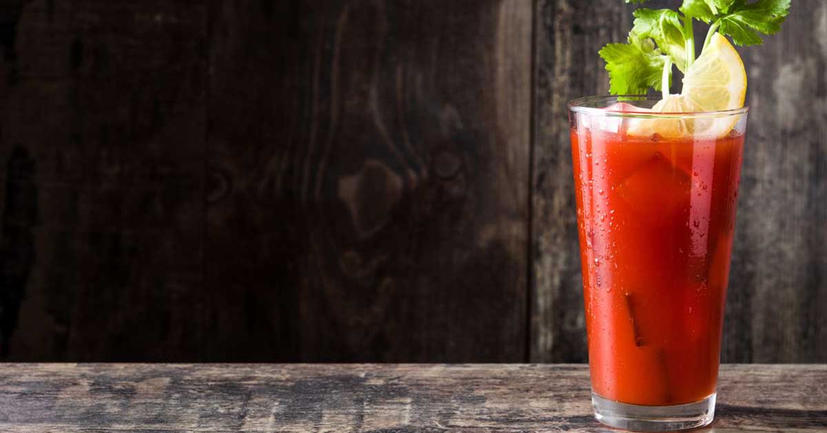 Bloody Mary: storia e ricetta del cocktail a base di salsa di pomodoro