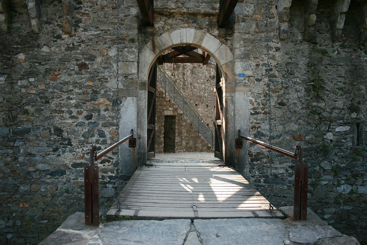 castello-montebello