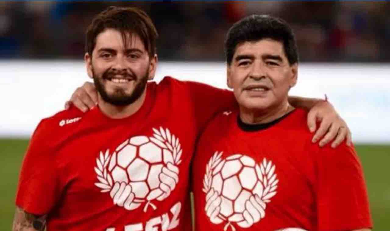 Diego Maradona Junior piange il papà morto
