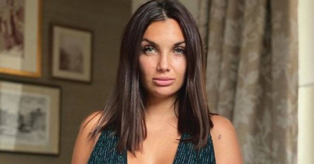Elettra Lamborghini confessa il suo peso e la sua altezza ai fan - Bigodino