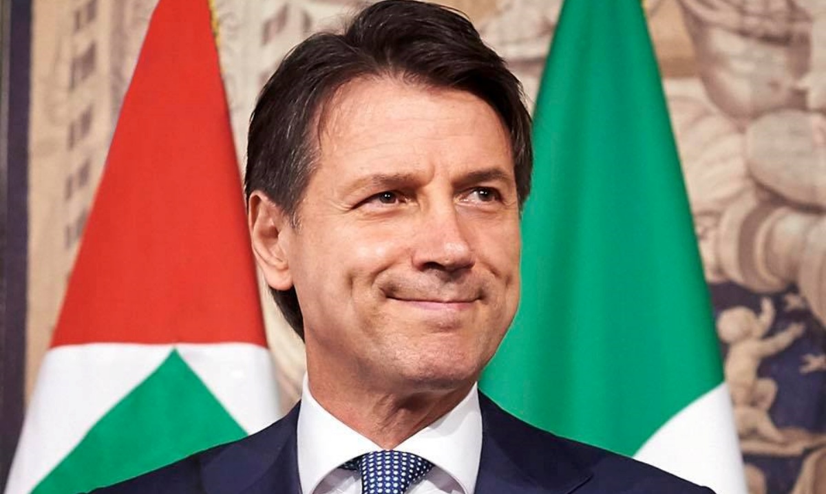 Giuseppe Conte sul tema Natale