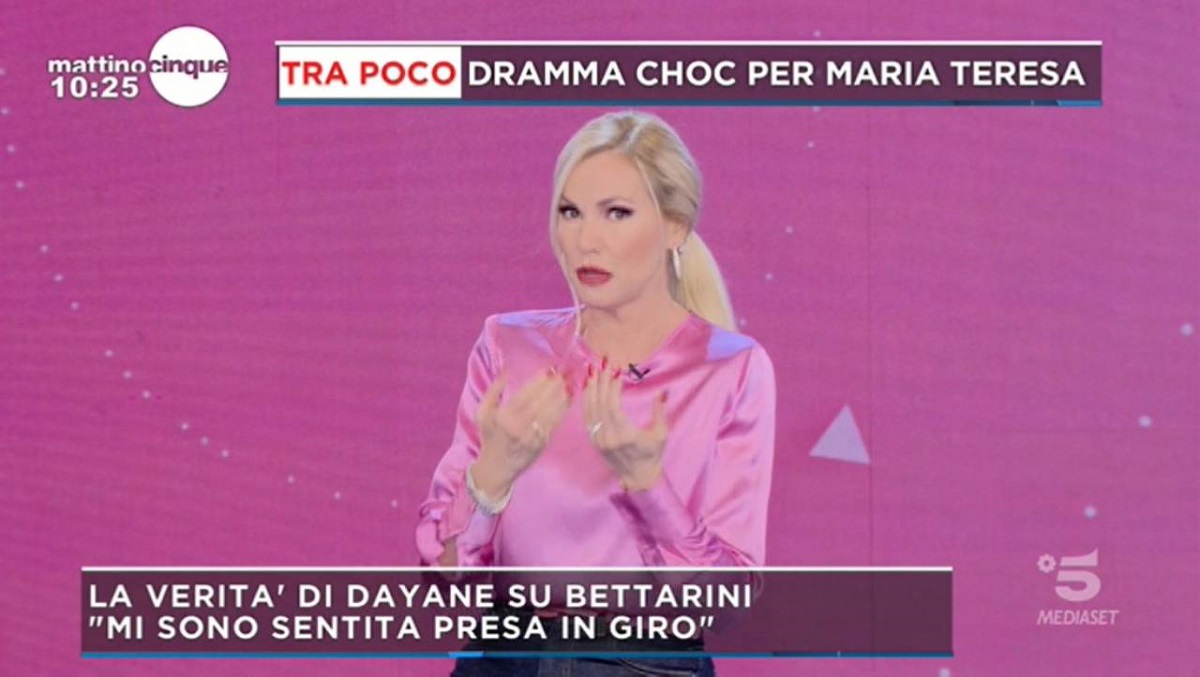 Mattino 5 Antonella Mosetti attacca Stefano Bettarini