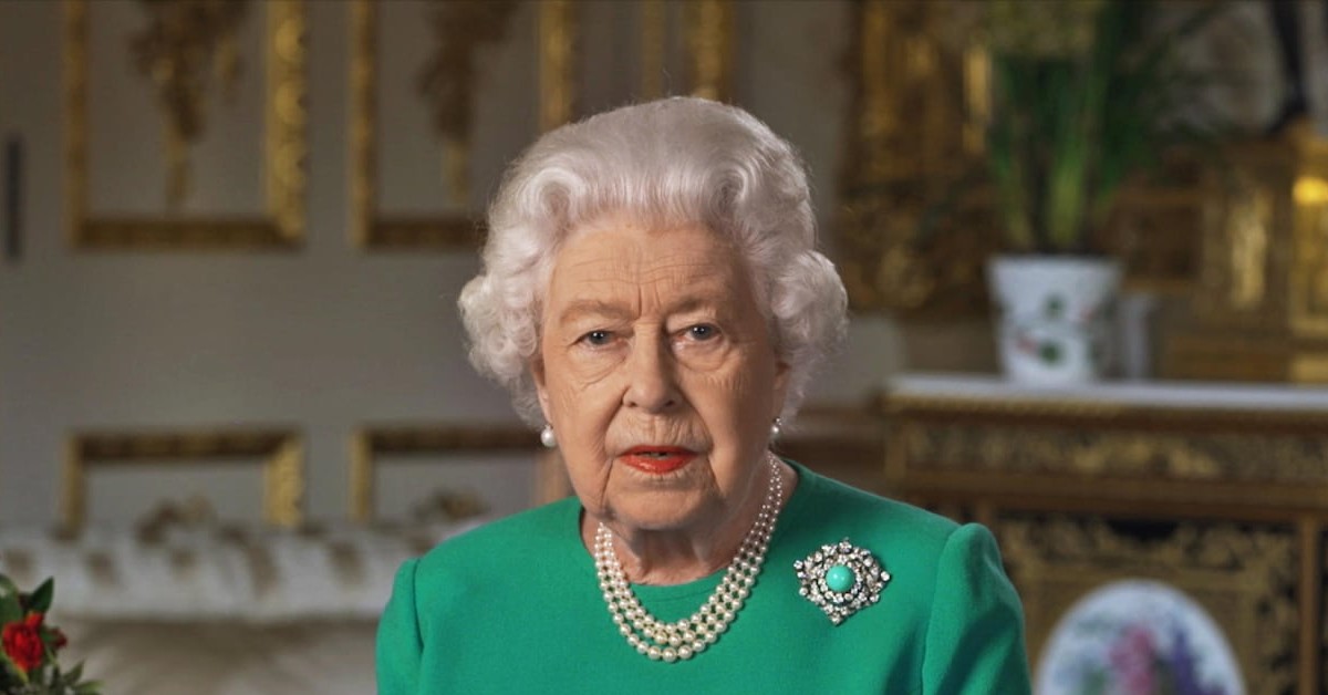 Regina Elisabetta, capelli veri o parrucca? Cosa sapere sulla sua acconciatura