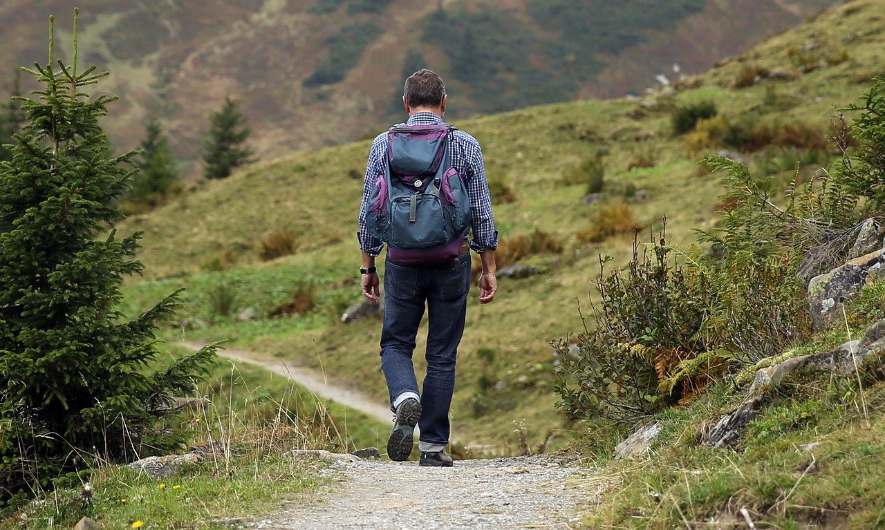 Seguire i sentieri in montagna